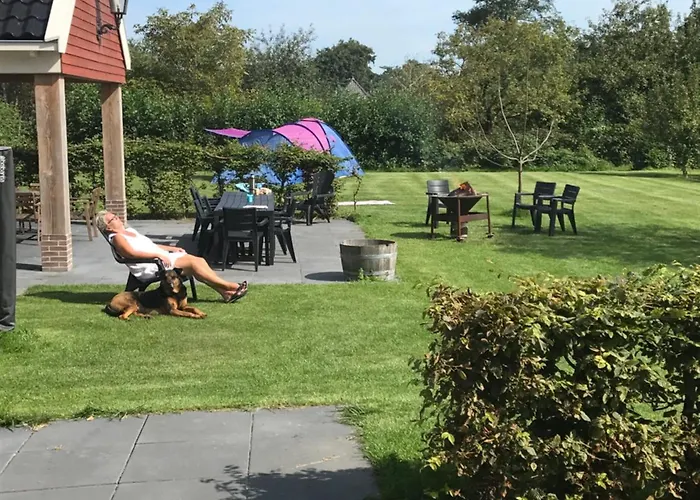 Boerderij De Waard Couette-café 3*