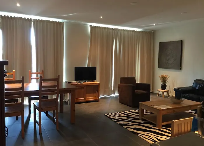 Boerderij De Waard אנה פאולואונה