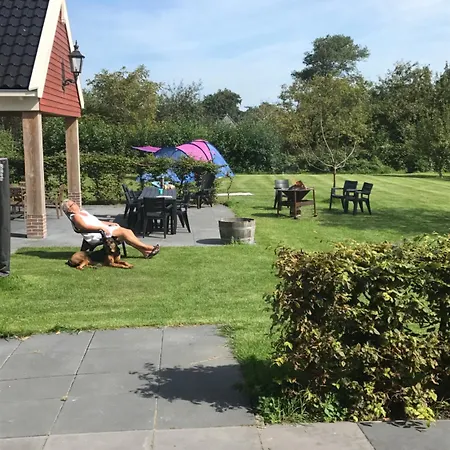 Boerderij De Waard Bed & Breakfast 3*